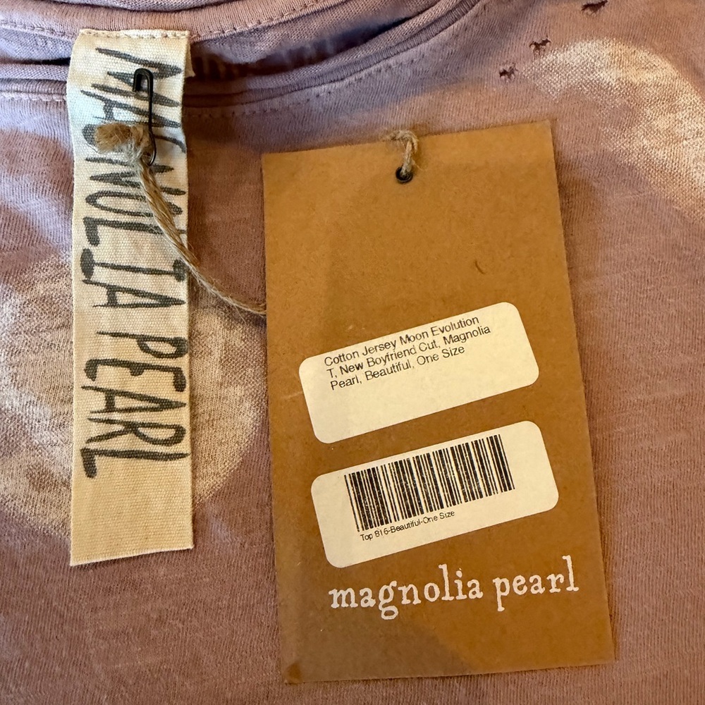 Magnolia Pearl Lavender Moon Evolution T - Boyfriend Cut - OS - Beautiful- NWT - Picture 2 of 5